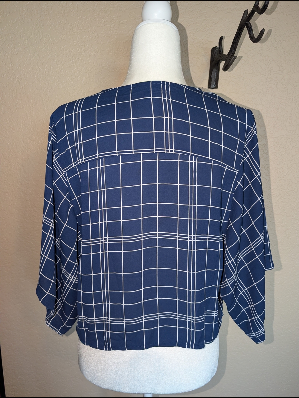 Forever 21 Navy Blue Windowpane Wrap Blouse - Picture 4 of 5